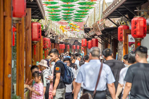 沟首届丰年大会乡村年大集童趣压油沟九游会j9入口登录新版2020压油(图3)